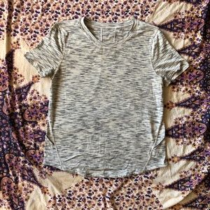 Lululemon workout shirt